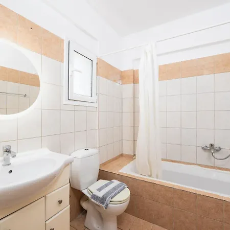 Willa Cherry Plateies